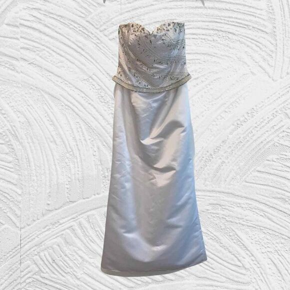 Tiffany Designs Beaded Bodice Trumpet Wedding Size 8 - Picture 1 of 8
